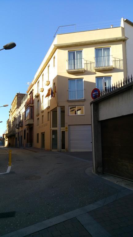 Hostal Sant Sadurni Sant Sadurní dʼAnoia Exteriör bild