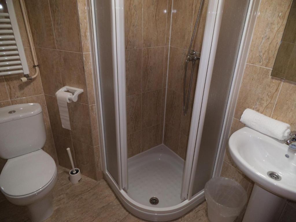 Hostal Sant Sadurni Sant Sadurní dʼAnoia Rum bild